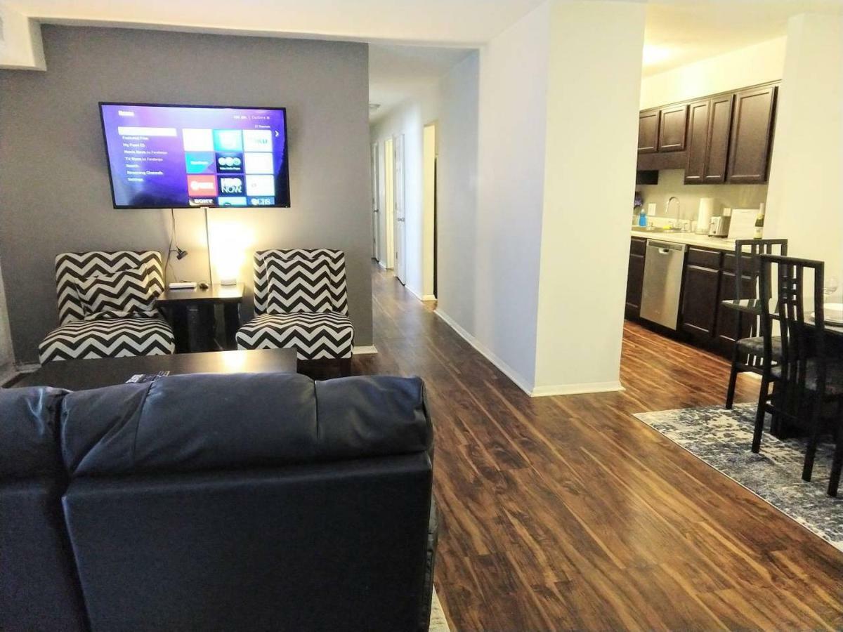 Desirable Condo In Central Raleigh Exterior foto